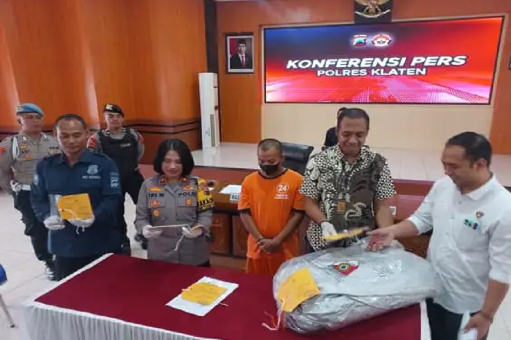 Bakul Angkringan Mencuri Mobil Teman, Ditangkap Saat Tidur di Rumah Calon Istri
