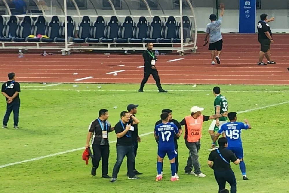 PSS Sleman Kalah 0-1 dari PSIS Semarang, Diwarnai Kericuhan