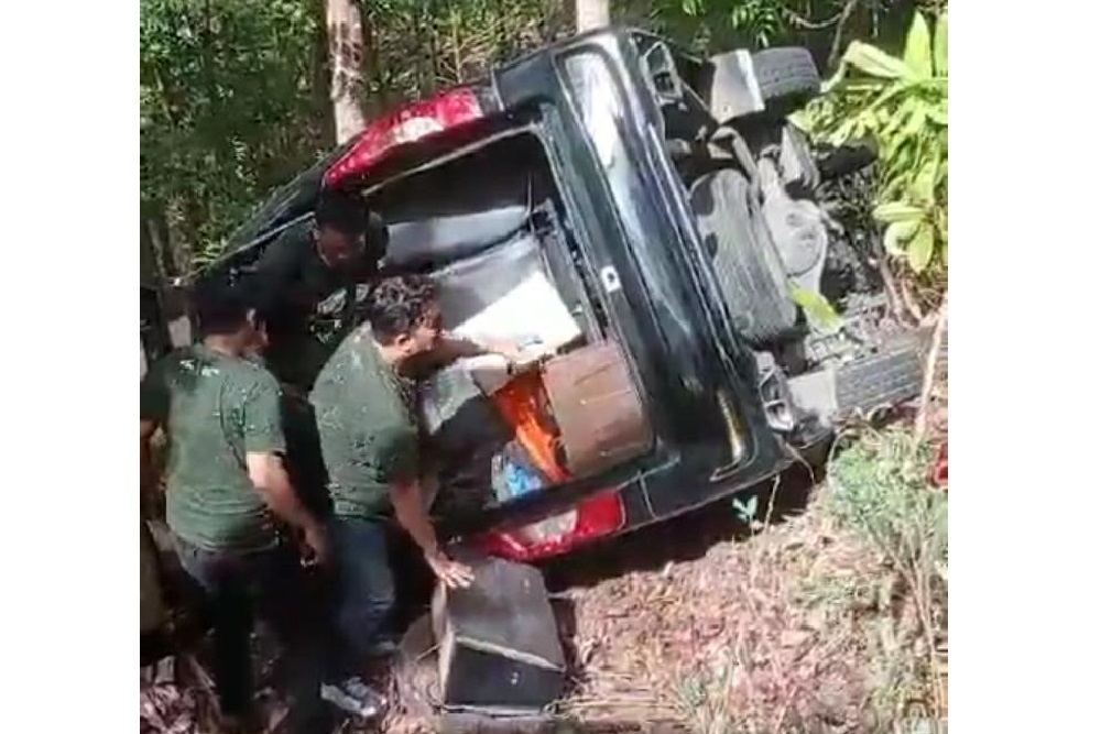 Identitas Korban Kecelakaan Maut Jalur Cinomati Bantul, Minibus Berisi Wisatawan Asal Surabaya Terjun ke Jurang