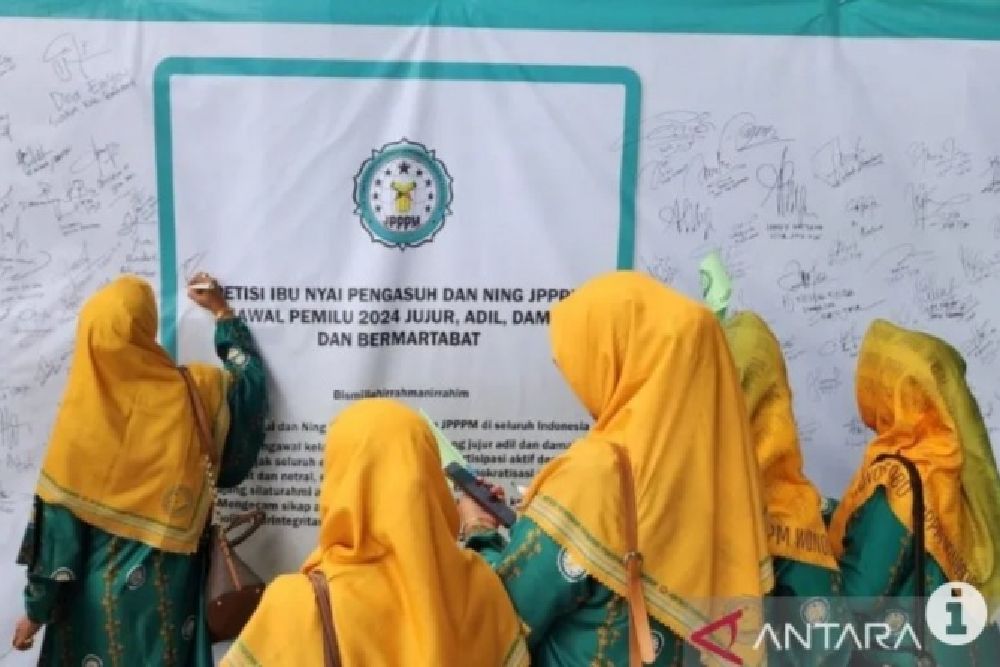 Ribuan Nyai dari Ponpes NU Deklarasi Pemilu Damai dan Tidak Golput