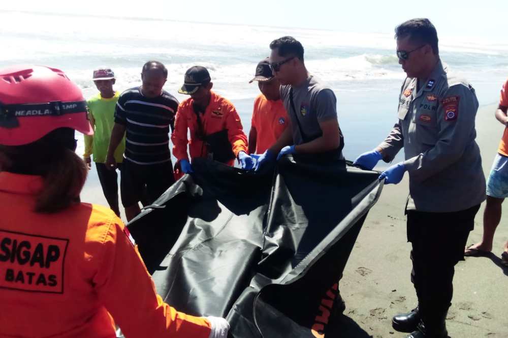 Hilang sejak Pekan Lalu, Pelajar Korban Ombak Parangtritis Ditemukan di Pantai Cemara Sewu