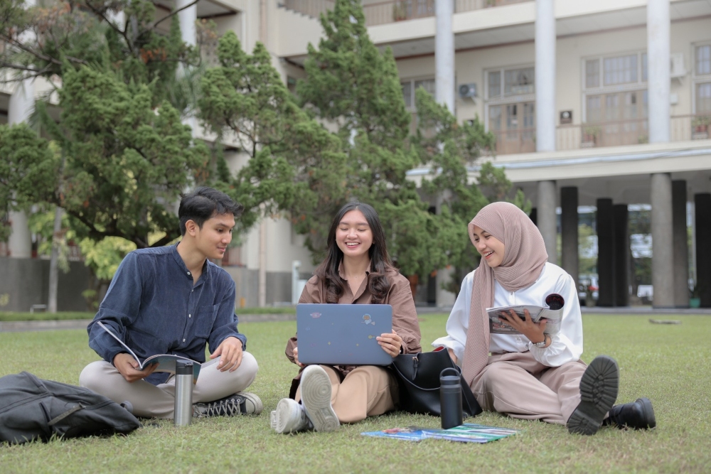 74 Tahun Berkiprah Jalankan Tridarma Perguruan Tinggi, UGM Bergerak Menuju Intelligent University