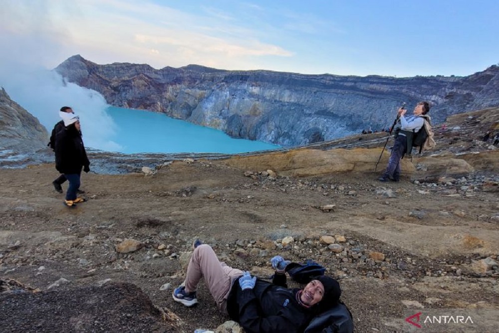 Pengunjung Wisata Kawah Ijen Capai 1.500 per Hari