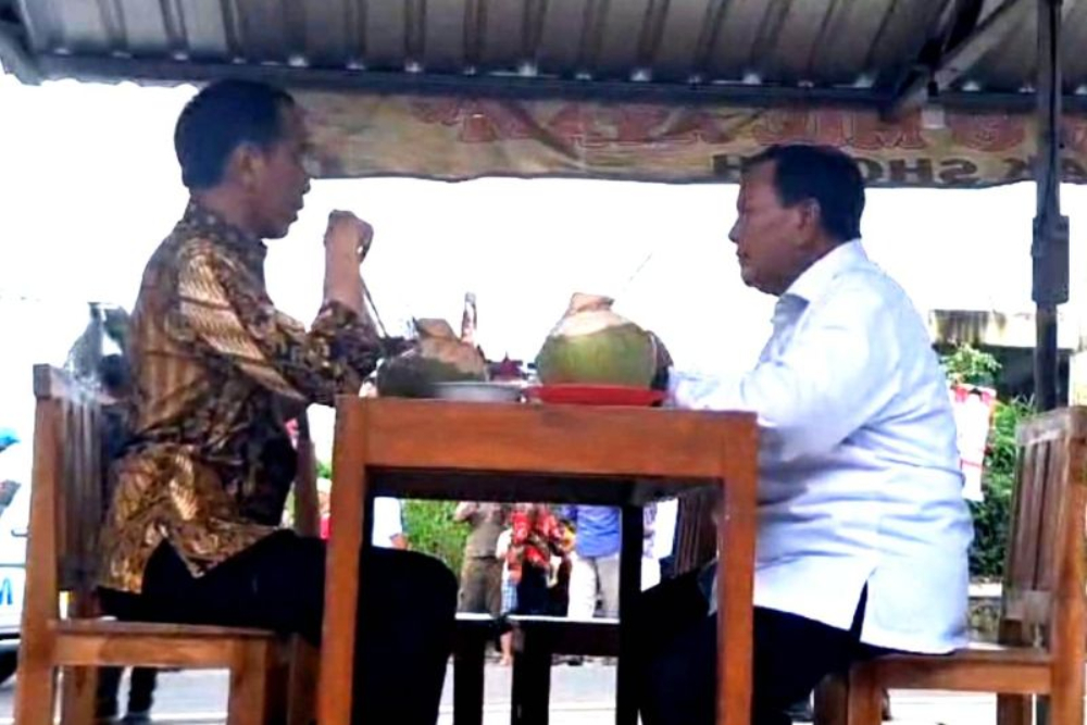 Presiden Makan Bakso Bersama Prabowo di Magelang, Ini Topik Pembicaraannya