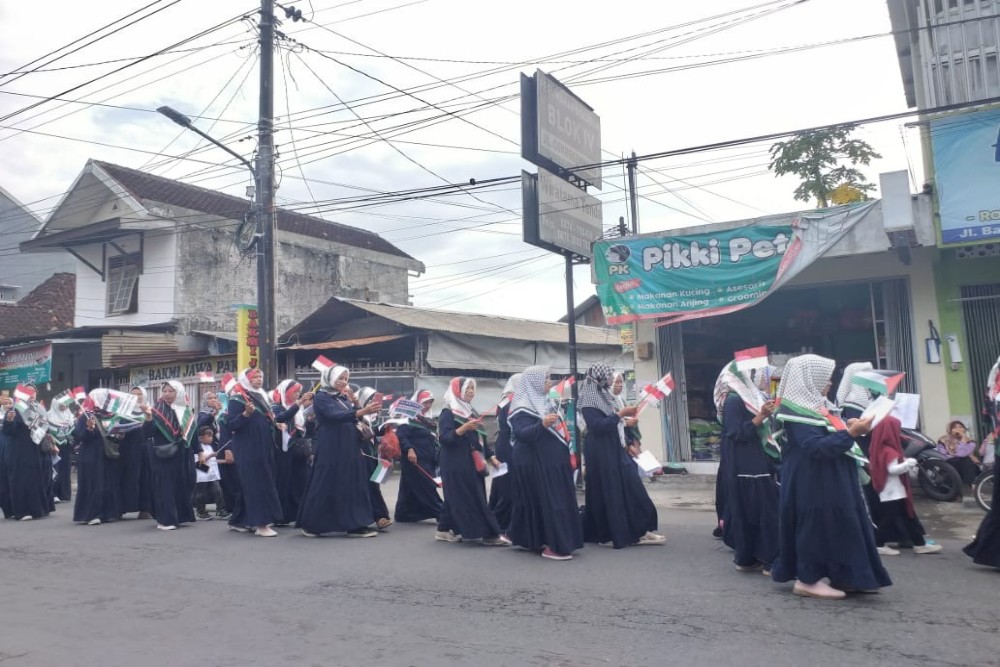 Sambut Ramadan, Masjid Kawasan Mejing Raya Sleman Gelar Pawai Libatkan Ribuan Warga