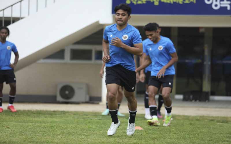 Asnawi Dimainkan Thai Port FC di Menit ke-61, Arhan Tak Masuk Skuad Suwon FC