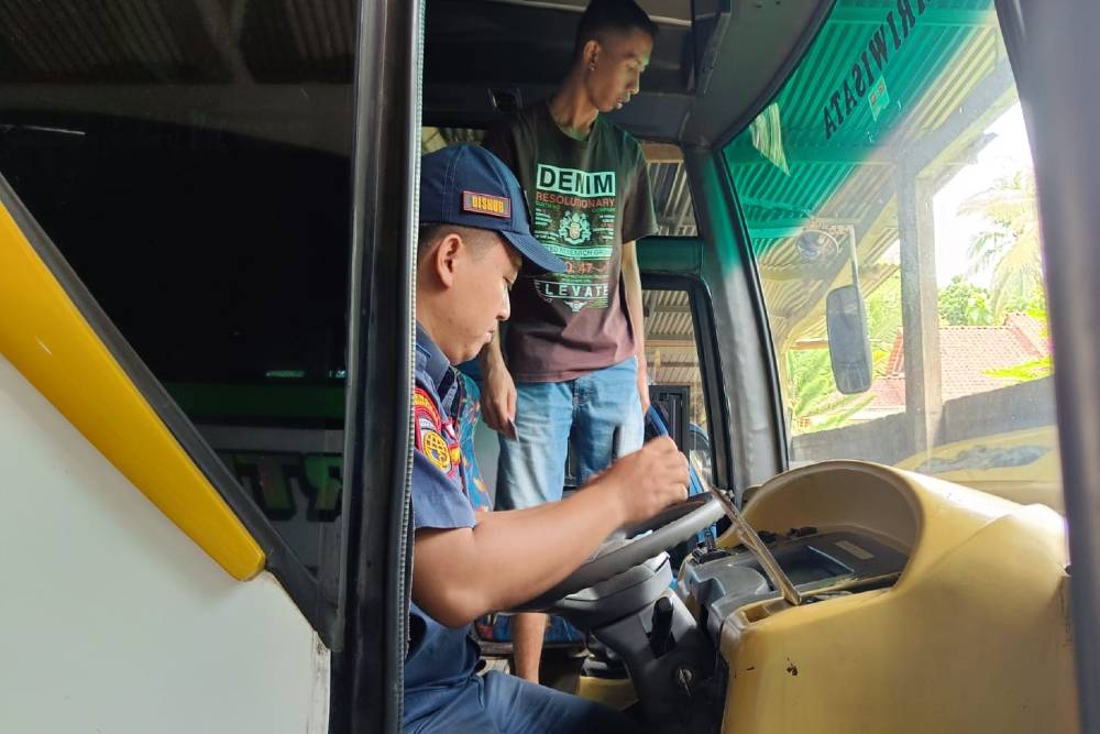 Ban Bus Tipis, Ramp Check Dishub Kulonprogo Himbau Persiapan Angkutan Mudik