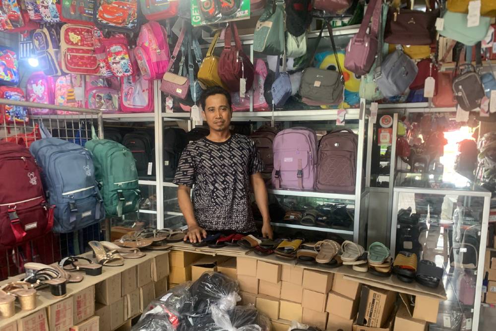 Pedagang Baju di Kulonprogo Minim Omzet Jelang Lebaran, Kalah Bersaing dengan Toko Online