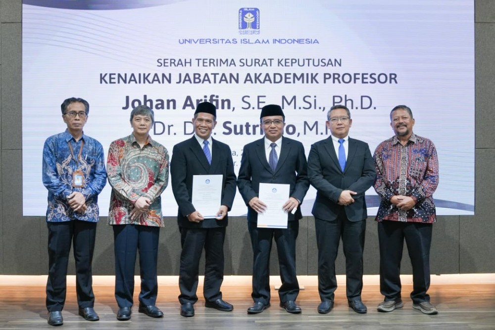 Johar Arifin dan Sutrisno Raih Gelar Profesor