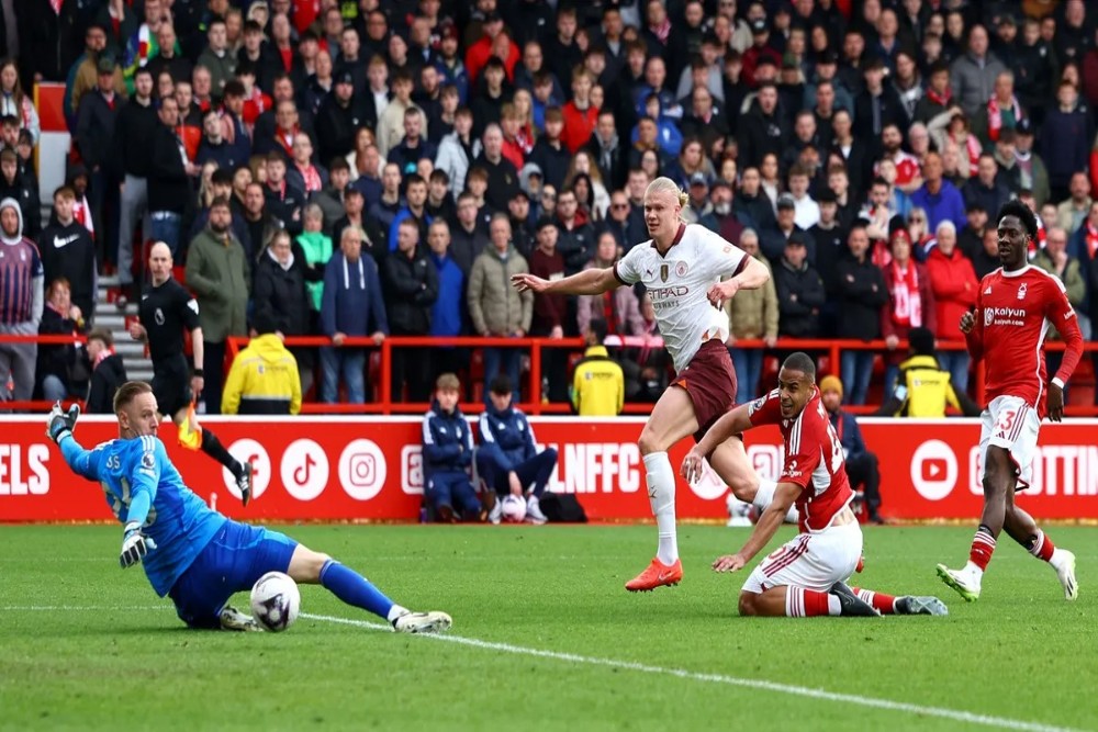 Hasil Nottm Forest vs Man City Skor 0-2: Hajar Nottingham, The Citizen Tempel Arsenal di Puncak Klasemen Liga Inggris