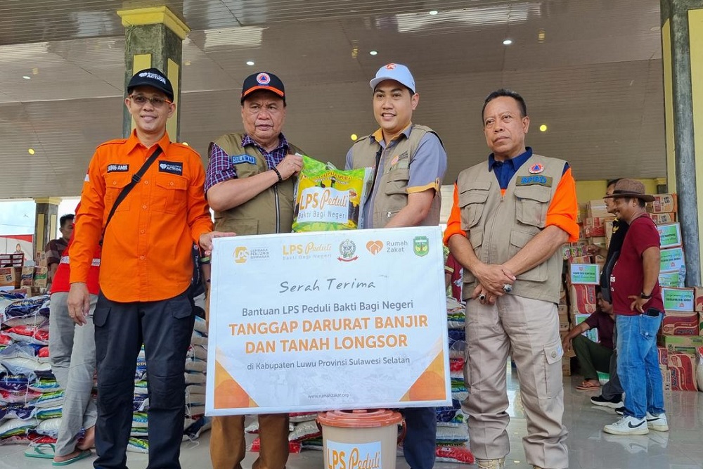 LPS Serahkan Bantuan untuk Korban Banjir dan Tanah Longsor di Kabupaten Luwu