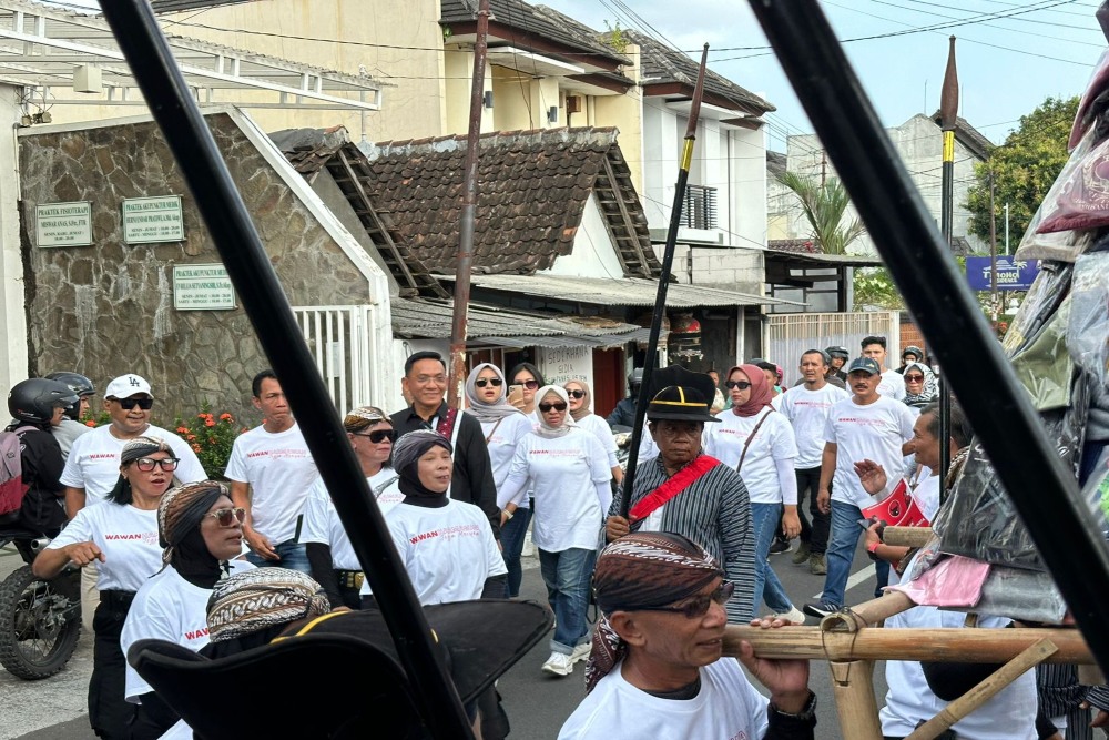 Wawan Harmawan Mengembalikan Formulir Pendaftaran Calon Wali Kota ke PDIP Jogja