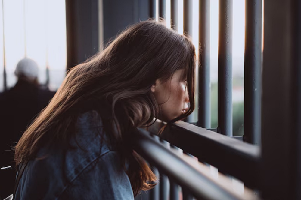Ini Tanda Perempuan Kesepian dan Tidak Bahagia dalam Hubungan
