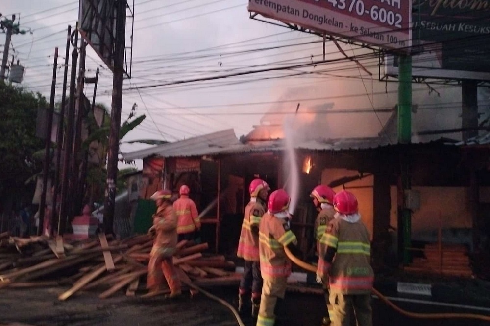 Diduga Korsleting, Rumah untuk Usaha Mebel di Gamping Terbakar