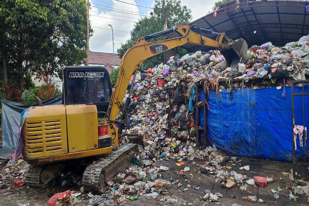 Kerja Sama Dengan TPS3R Panggungharjo, Gerindra Angkut Sampah Depo Mandala Krida Jogja