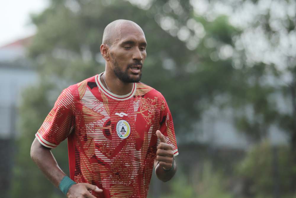 Jadi Manajer PSS Sleman, Begini Kata Leonard Tupamahu