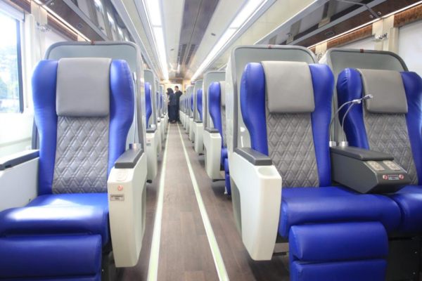 KAI Layani 96.198 Penumpang untuk Kereta Suite Class Compartment dan Luxury