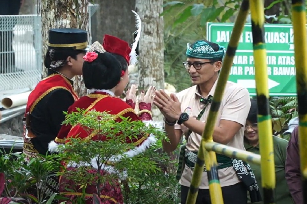 Kunjungan Sandiaga ke Ekowisata Sungai Mudal Binaan PLN, Tandai Desa Jatimulyo Masuk 50 Desa Wisata Terbaik