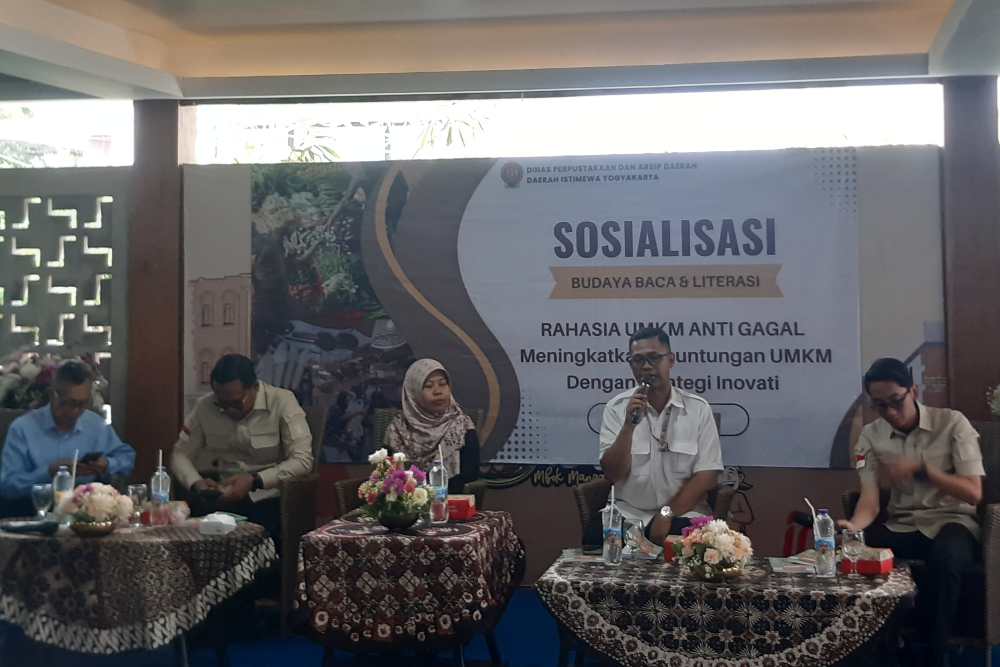 BEDAH BUKU: Meningkatkan Literasi sekaligus Mengembangkan Bisnis UMKM