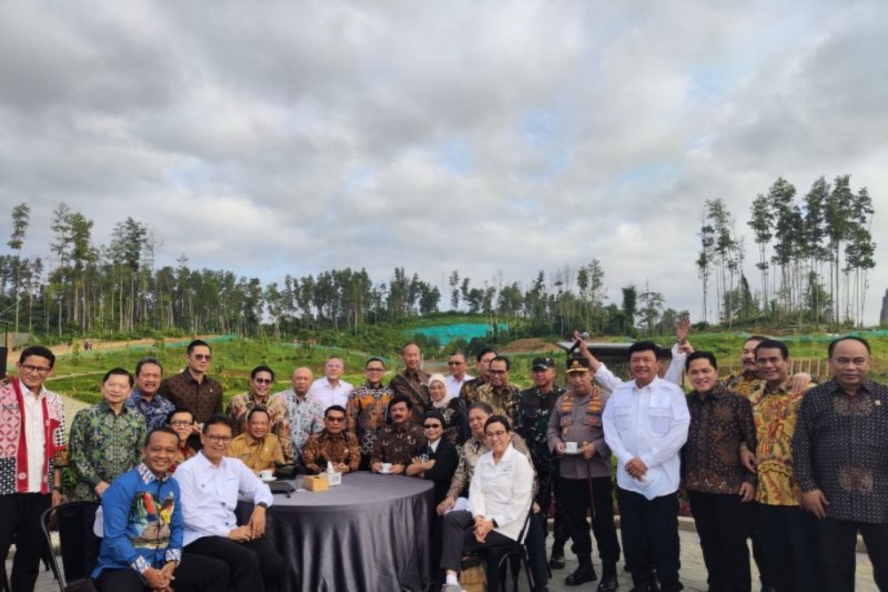 Menteri KIM Ngopi Bareng Sebelum Sidang Kabinet di IKN