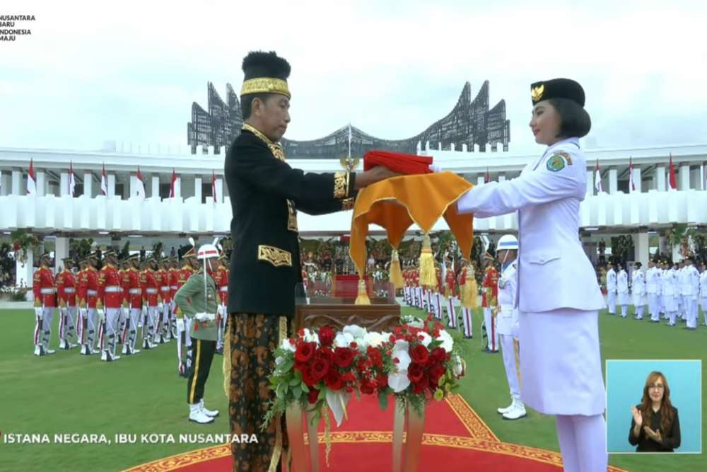 Mengenal Livenia Evelyn, Paskibraka Pembawa Baki Bendera Merah Putih Upacara HUT RI di IKN