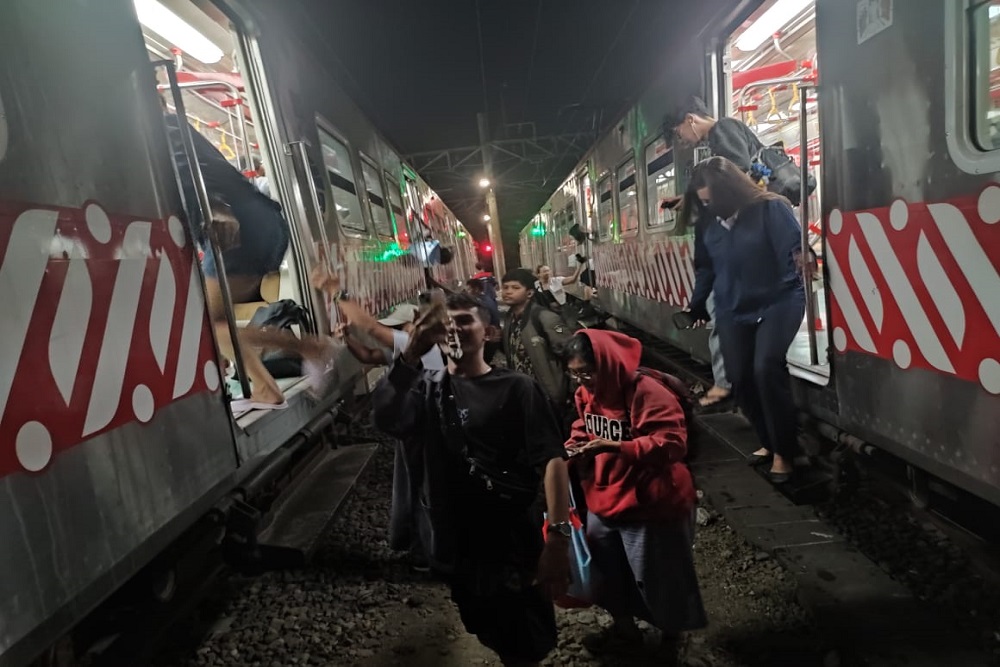 KRL Solo Jogja Mogok di Stasiun Gawok, Ini Penyebabnya