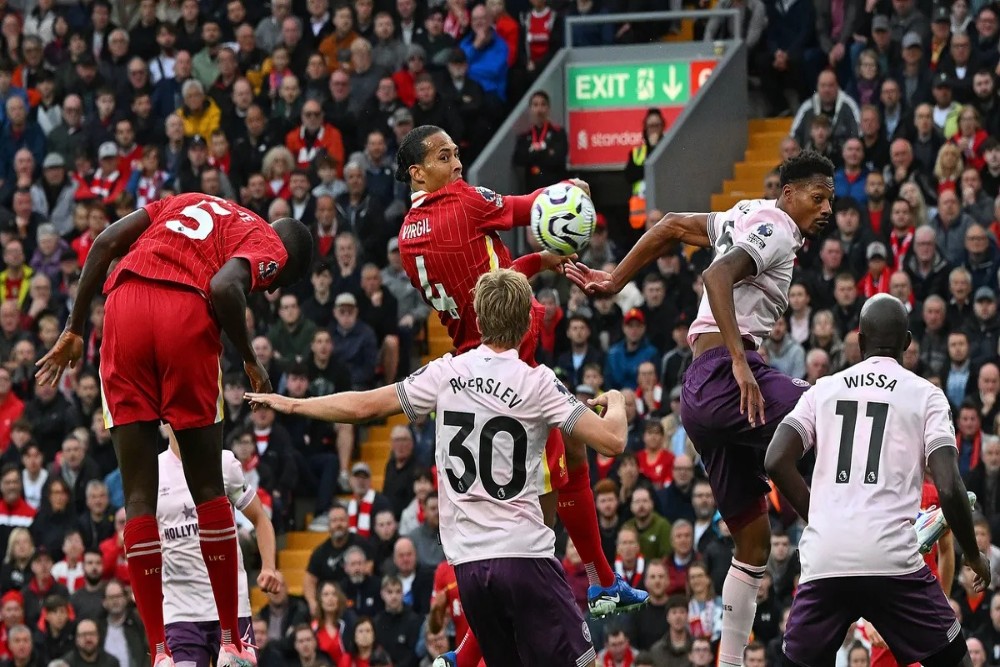 Hasil Liverpool vs Brentford Liga Inggris 2024/2025: Skor 2-0, The Reds Lanjutkan Tren Kemenangan