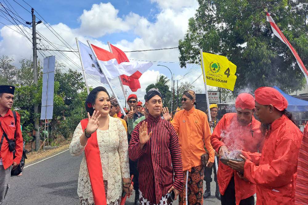 Daftar Pilkada di KPU Gunungkidul, Endah-Joko Tawarkan Program Bocah Pinter Gugah Generasi Muda yang Kencanduan Gadget