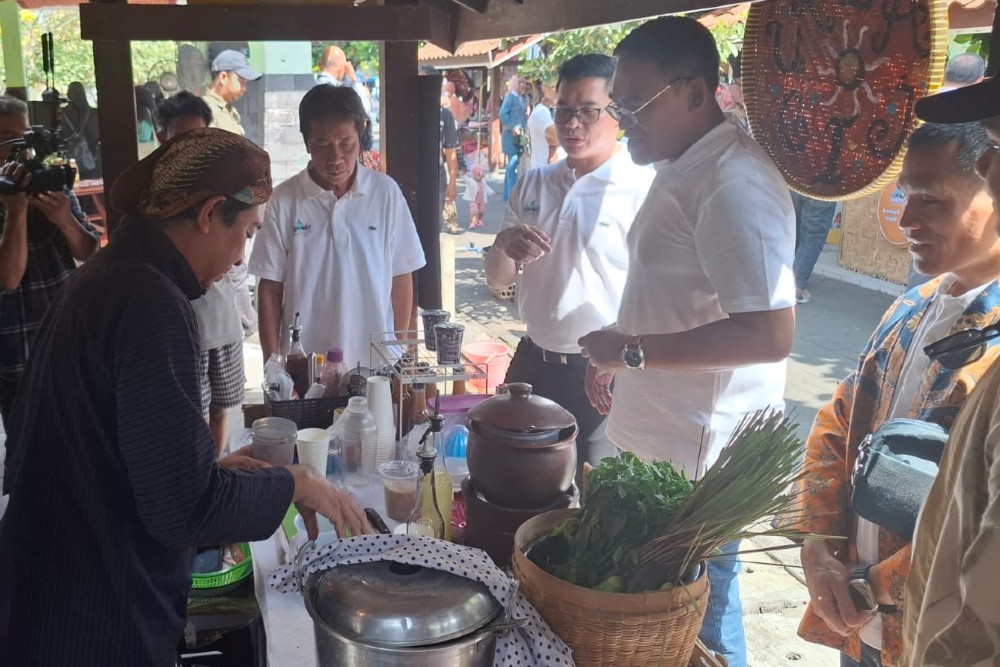 UMKM Lokal Jogja Difasilitasi Transaksi di Plaza Ngasem