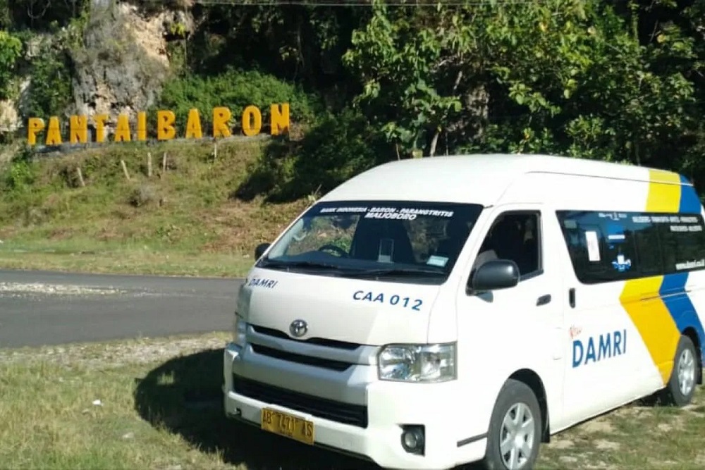 Jadwal dan Rute Travel Damri ke Malioboro Jogja, Candi Prambanan, Candi Borobudur dan Bandara YIA