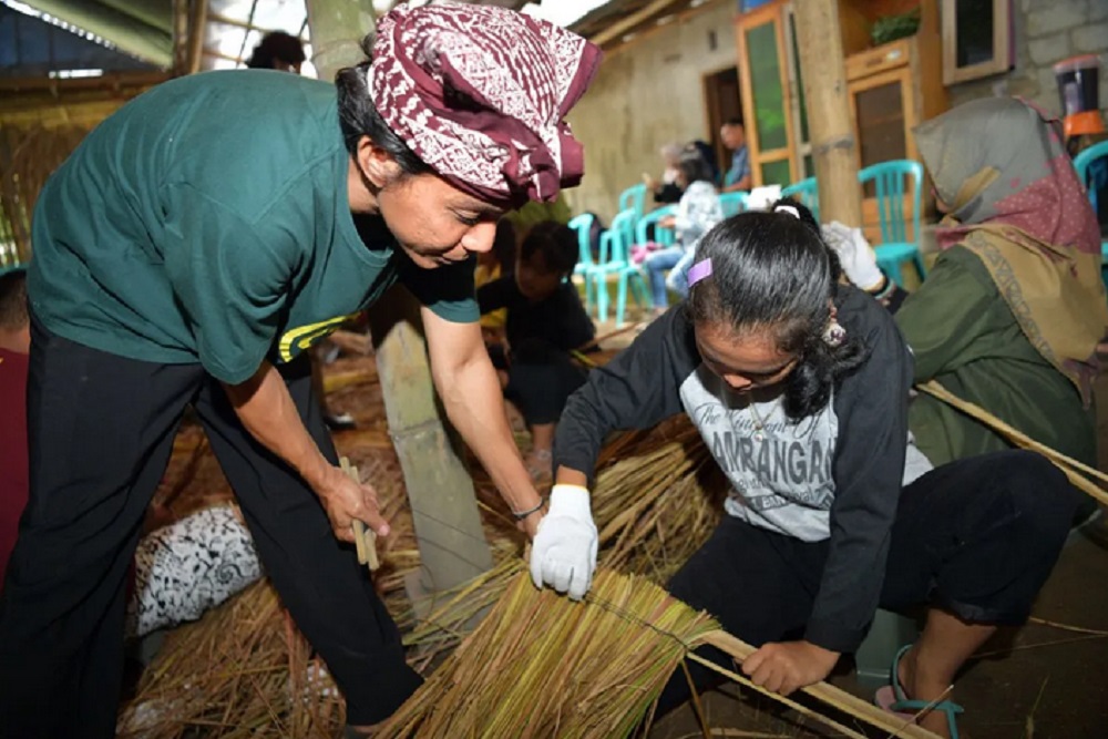Cara Suku Osing Lestarikan Adat untuk Generasi Masa Depan