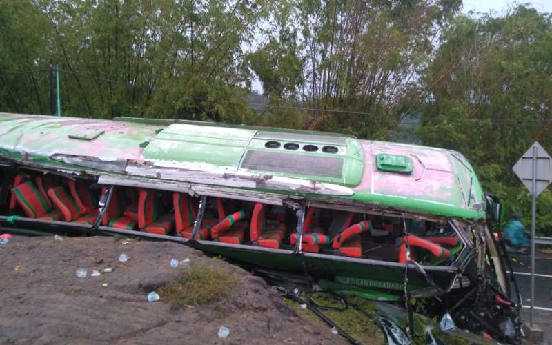 Bus Besar Dilarang Naik ke Dataran Tinggi Dieng Saat Liburan