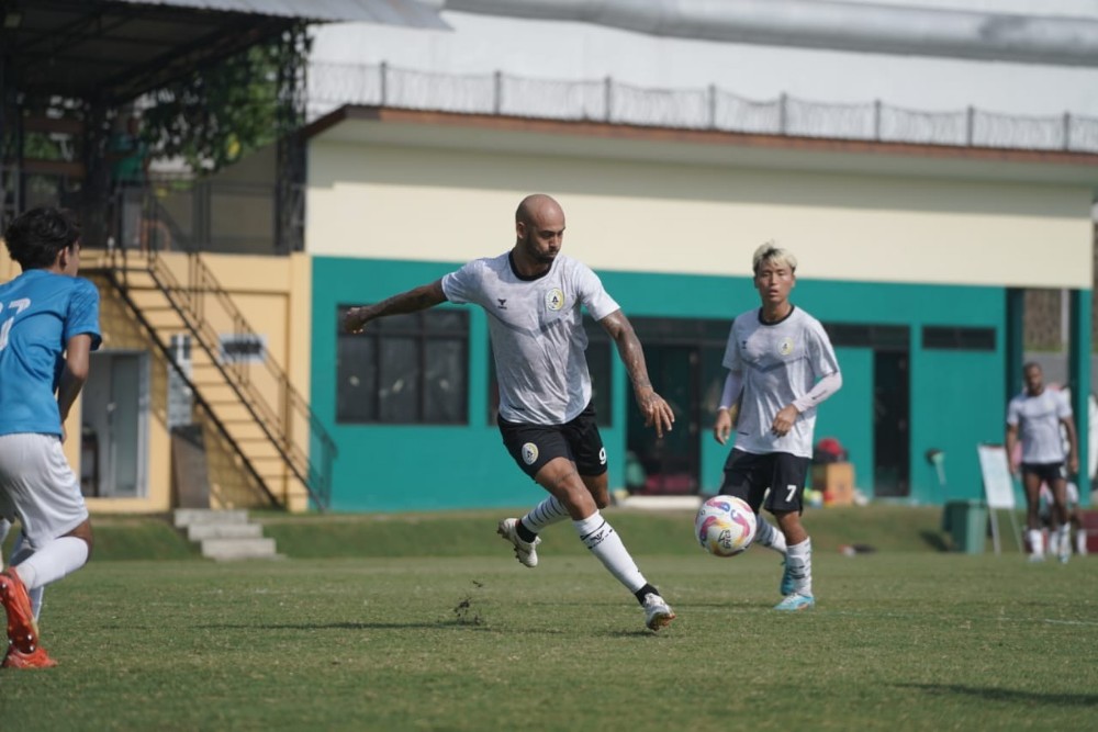 Pelatih Baru PSS Sleman Mazola Junior Lakukan Evaluasi Tim untuk Hadapi Pertarungan Liga 1