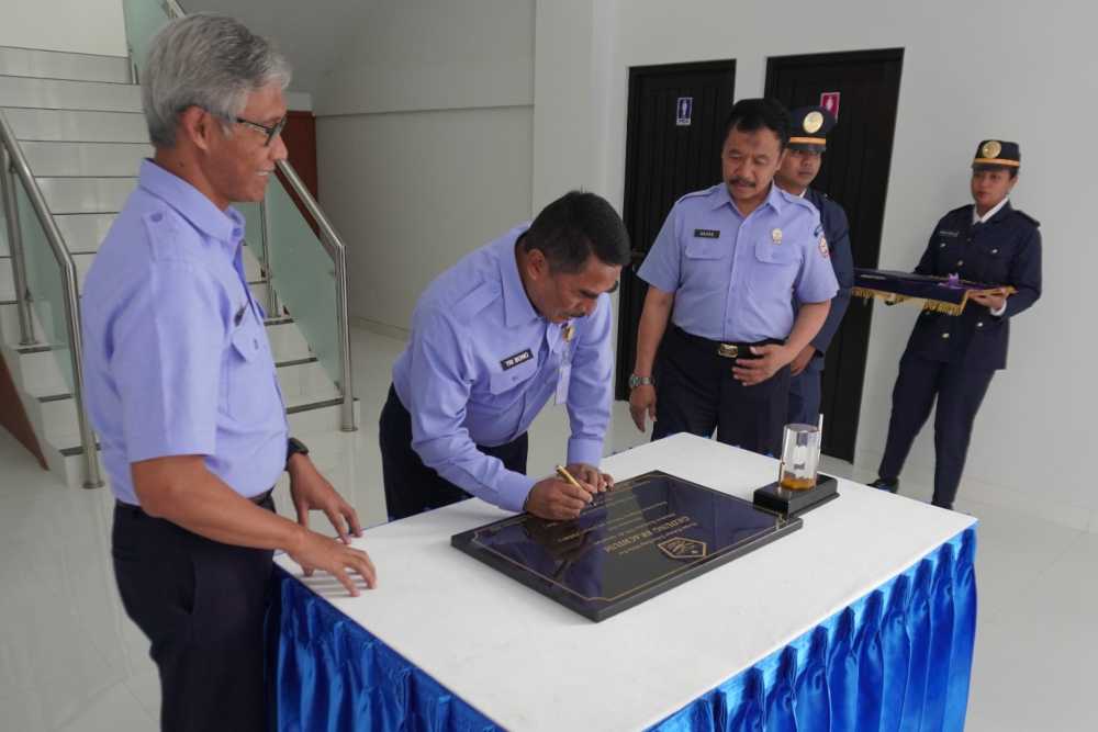 Resmikan Gedung Brachium, Poltekkes TNI AU Adisutjipto Berkomitmen Tingkatkan Mutu Pendidikan