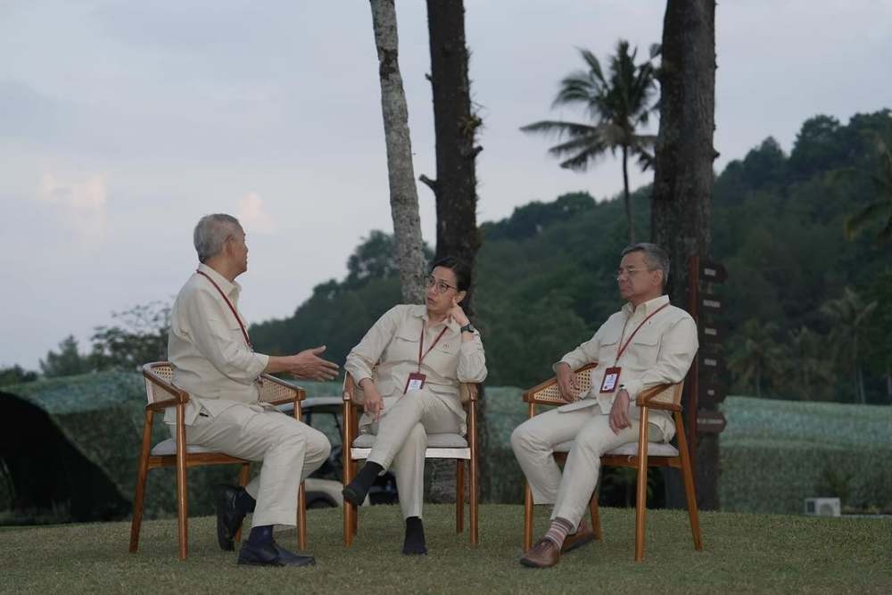 Serunya Menteri-Menteri Prabowo Pakai Safari ala Soekarno Saat Retreat, Ini Foto-Fotonya