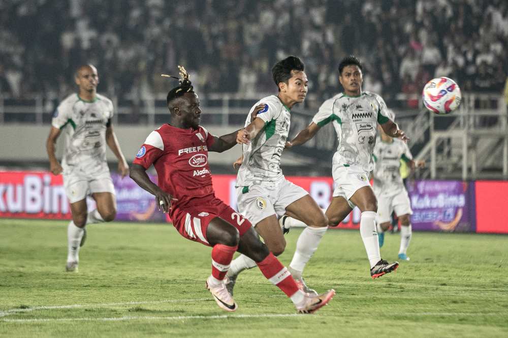 Kalahkan Persis 2-0, PSS Keluar dari Zona Degradasi