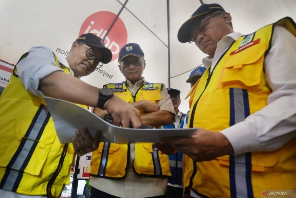 Menteri PU Dody Hanggodo Mengunjungi Bendungan Karangtalun Magelang