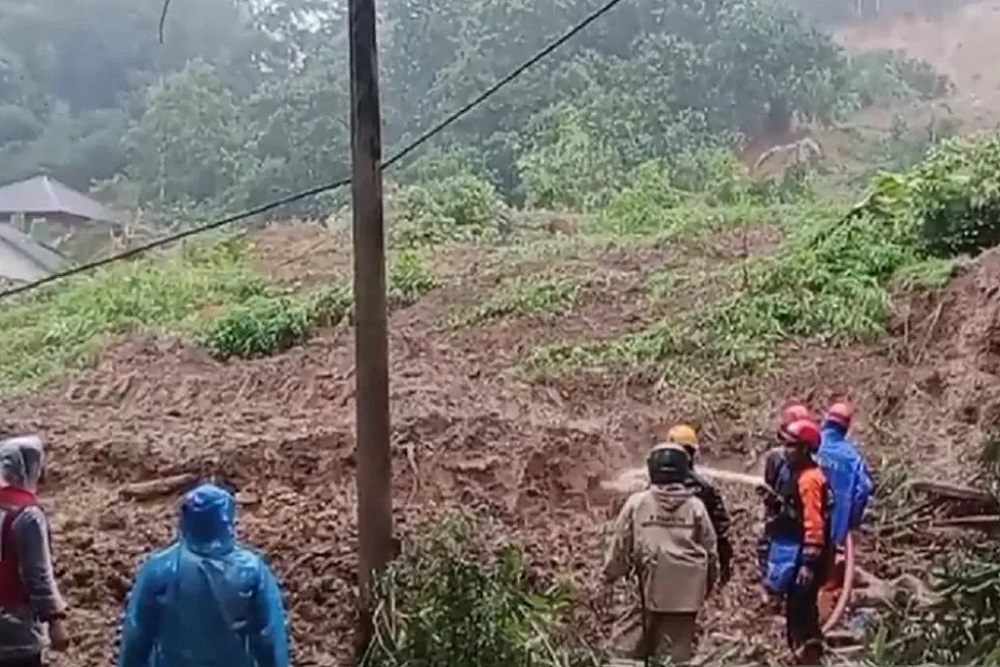 Longsor di Sukabumi, Tujuh Korban Masih Belum Ditemukan