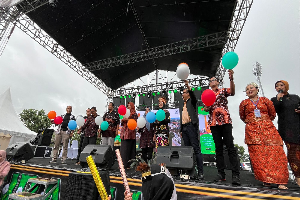 Berpihak ke Disabilitas, Dinkop-UKM DIY dan IWAPI Gelar Pameran UMKM di Stadion Sultan Agung Bantul