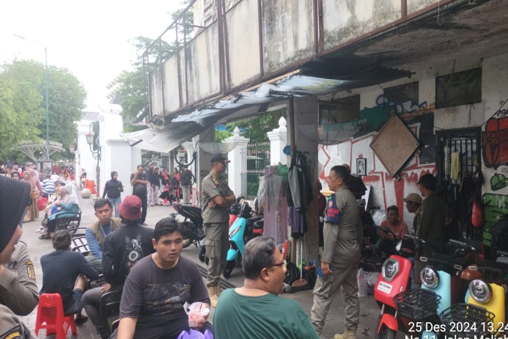 Satpol PP Jogja Tertibkan Parkir Liar hingga Pelanggar KTR di Kawasan Malioboro