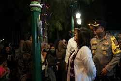 Alun-alun Wates Punya 72 Lampu Taman Baru, Diresmikan Saat Malam Tahun Baru