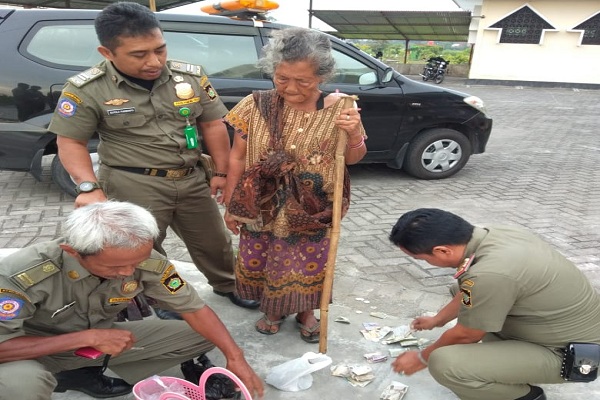 Satpol PP Jogja Tertibkan 135 Gelandangan dan Pengemis Sepanjang 2024