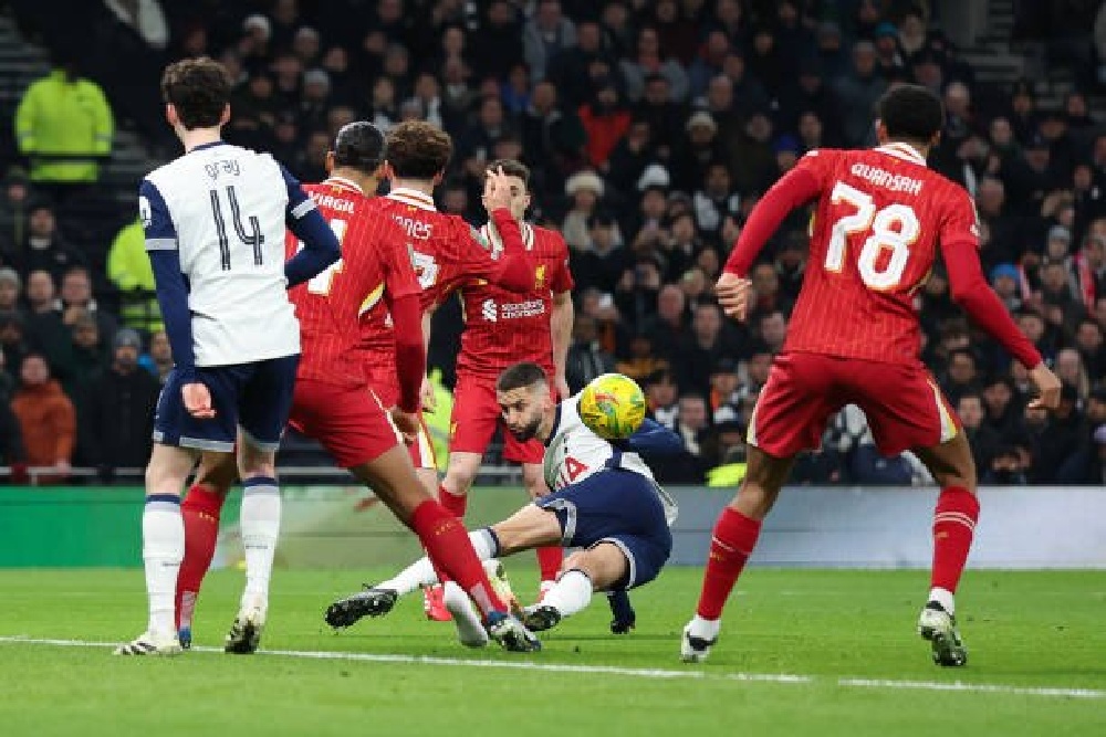 Berlangsung Sengit, Laga Tottenham vs Liverpool Berakhir dengan Skor 1-0