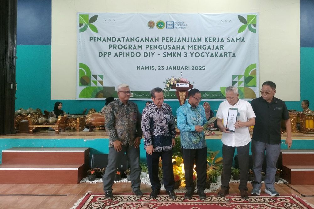 SMKN 3 Jogja-Apindo Kerja Sama Menggelar Program Pengusaha Mengajar