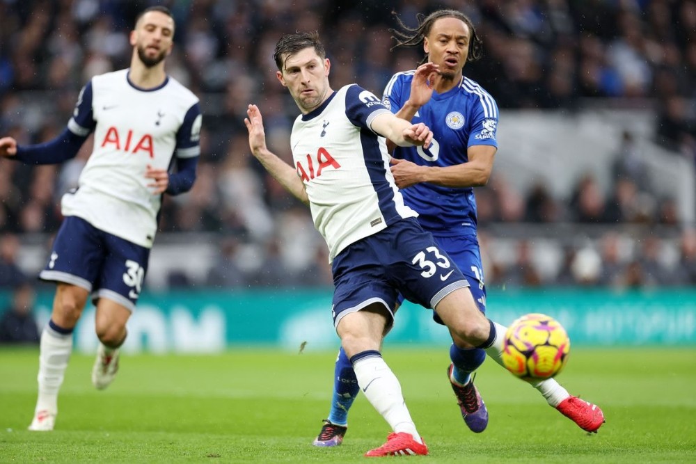  Skor 1-2, Spurs Perpanjang Tren Kekalahan