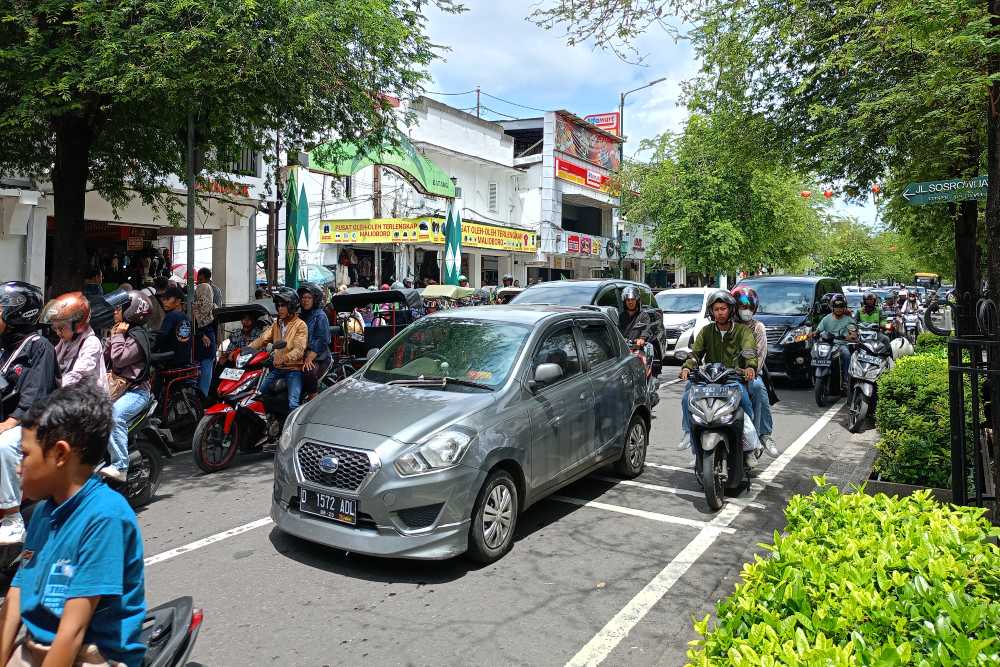 Terjadi Lonjakan Volume Kendaraan, Rekayasa Lalu Lintas Diterapkan Situasional