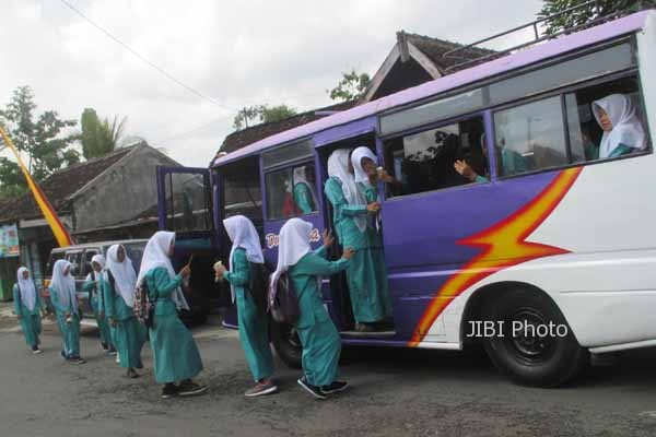 Tambah Jalur Baru, Bus Sekolah Gunungkidul Layani Rute Nglipar-Wonosari