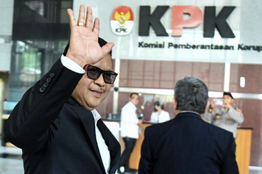 Hasto Penuhi Panggilan KPK, Diperiksa sebagai Tersangka