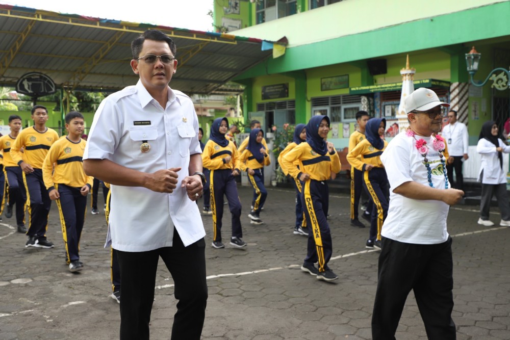 Peringati Hari Bahasa Ibu Internasional, Mendikdasmen Abdul Mu'ti : Pelestarian Bahasa Daerah Penting