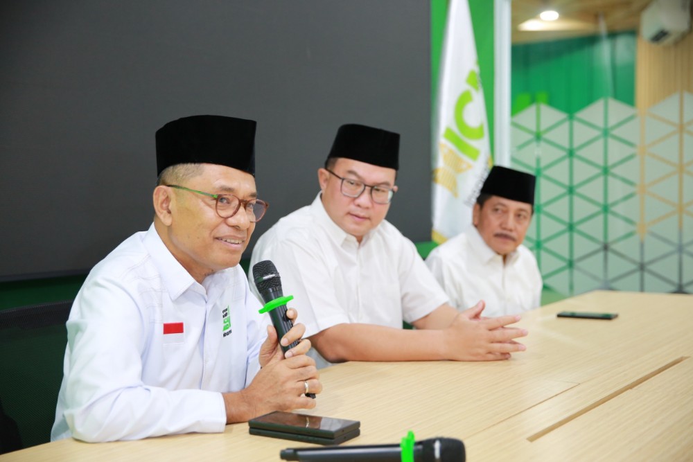 Sinar Mas dan APP Group Wakafkan Ribuan Alquran kepada ICMI